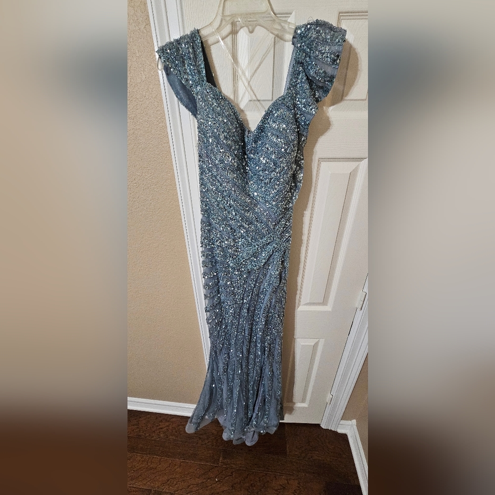 Catwalk Couture Night/Wedding Gown Dress